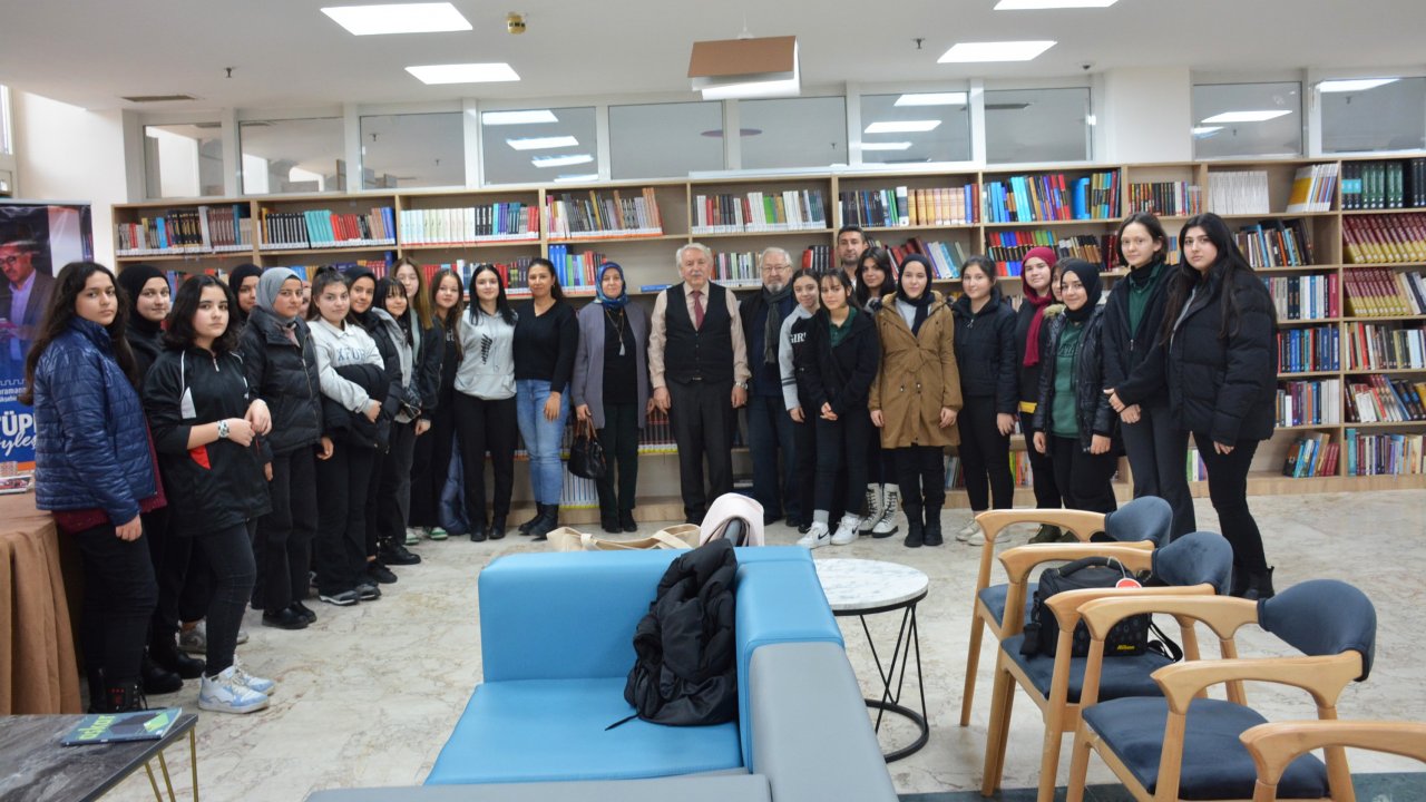 Kitap Tutkunlarına Müjde: Kahramanmaraş'ta Kütüphane Buluşmaları Yeni Yılda da Devam Ediyor