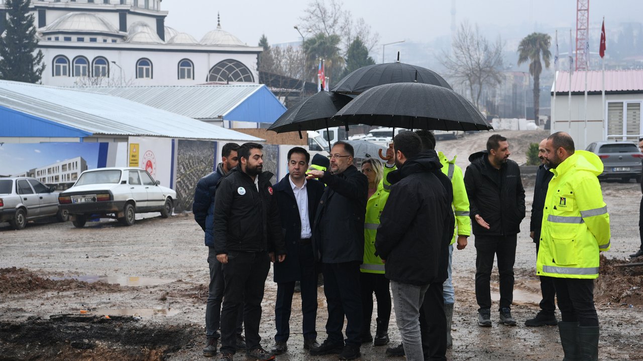 Kahramanmaraş'ta Bakan Yardımcısı Gürgen, Şehir Alanlarını İnceledi