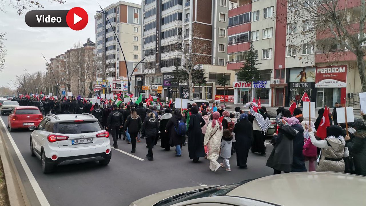 Kahramanmaraş'ta İnsanlık İçin: Şehitleri Anma ve Filistin'e Destek Yürüyüşü