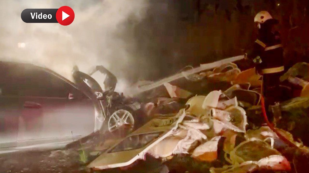 Kahramanmaraş’ta Trafik Kazası Sonrası Otomobil Alev Aldı