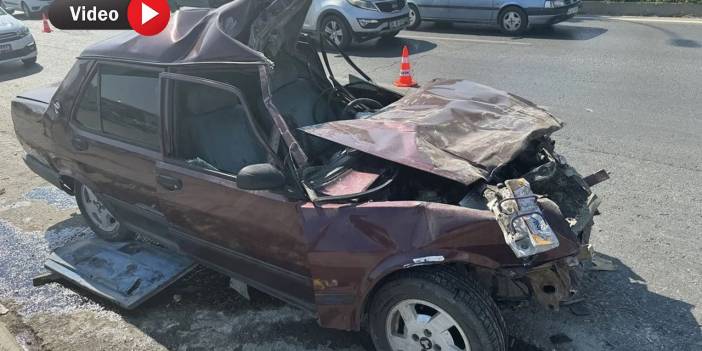 Kahramanmaraş'ta korkutan kaza! Otomobil ve biçerdöver çarpıştı