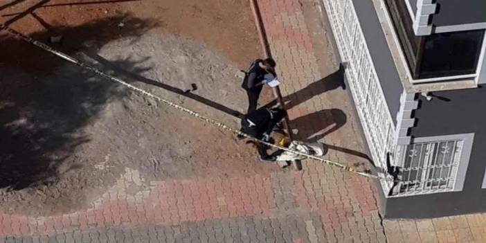 Kahramanmaraş'ta 6. kattaki evinin balkonundan düşerek can verdi