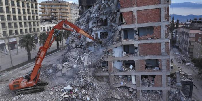 Deprem bölgesindeki bazı illerde ‘mücbir sebep’ hali uzatıldı