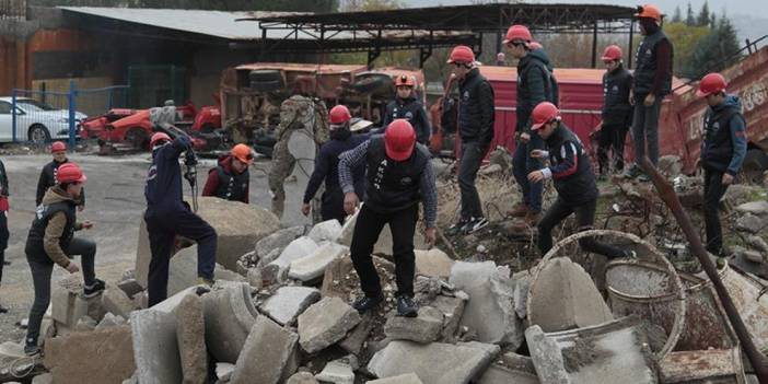 Kahramanmaraş'ta deprem tatbikatı yapıldı