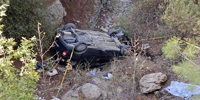 Kahramanmaraş'ta Hafif Ticari Araç Şarampole Yuvarlandı: 1 Ölü, 5 Yaralı