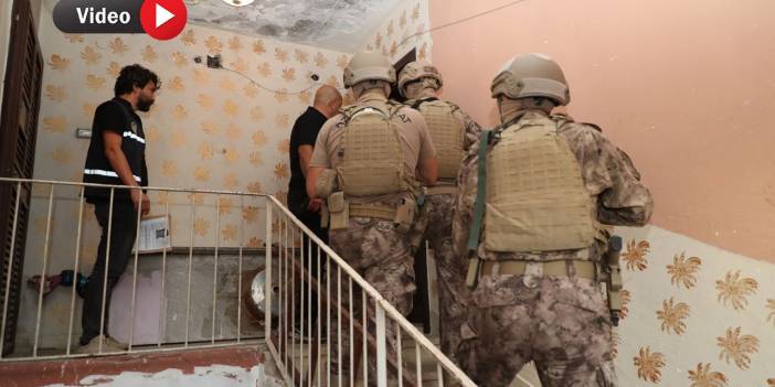 Kahramanmaraş Depremzedelerini Dolandıran 10 Zanlı Gözaltında: Son Gelişmeler!