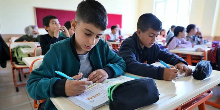 Kahramanmaraş'ta Depremin Yıl Dönümü Nedeniyle Eğitime Ara Verildi!