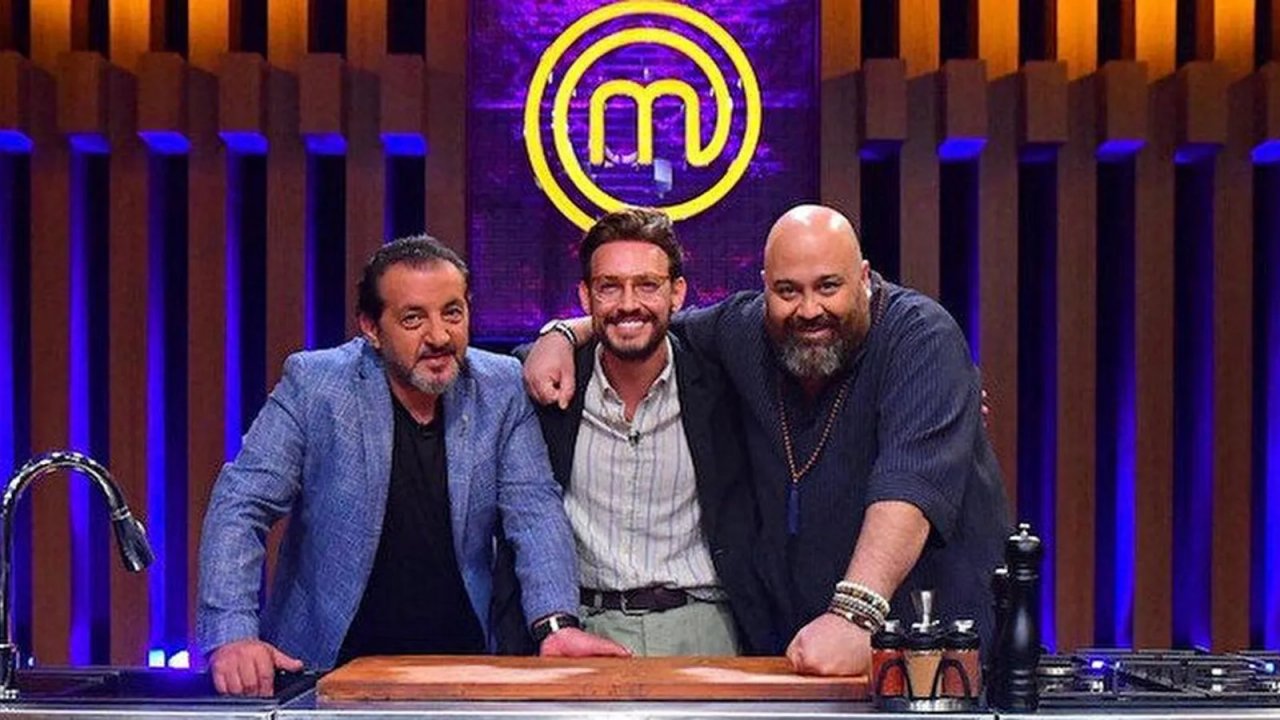 masterchef-turkiye-all-star-106-bolum-izle-gastronomiye-yolculuk.webp