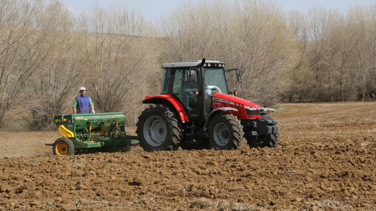 hububatta-mazot-ve-gubre-destekleri-erken-odenecek.jpg