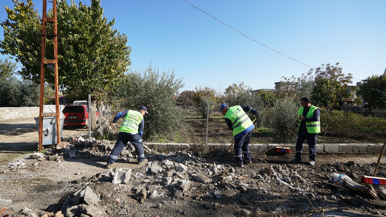 kahramanmaras-turkoglunda-cevre-dostu-temizlik-insaat-atiklari-kaldiriyor.jpg