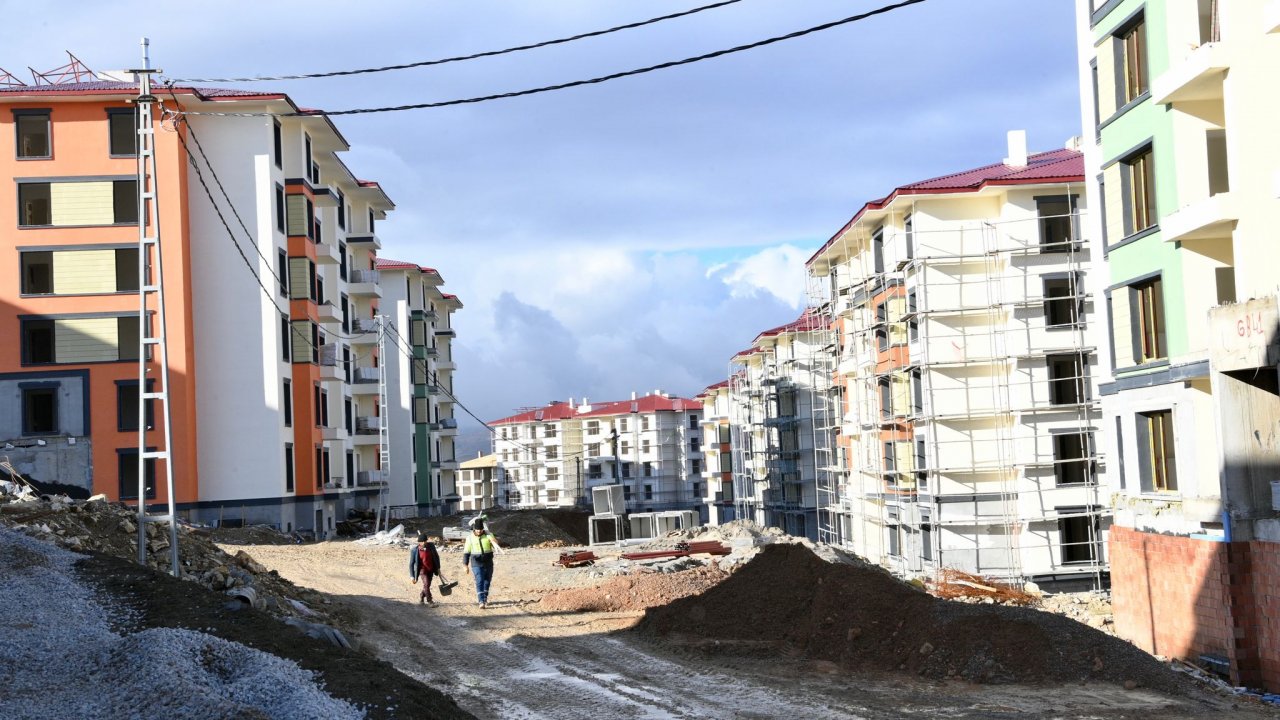 kahramanmarasta-afsinde-3185-konut-yil-sonuna-kadar-tamamlanacak.jpg