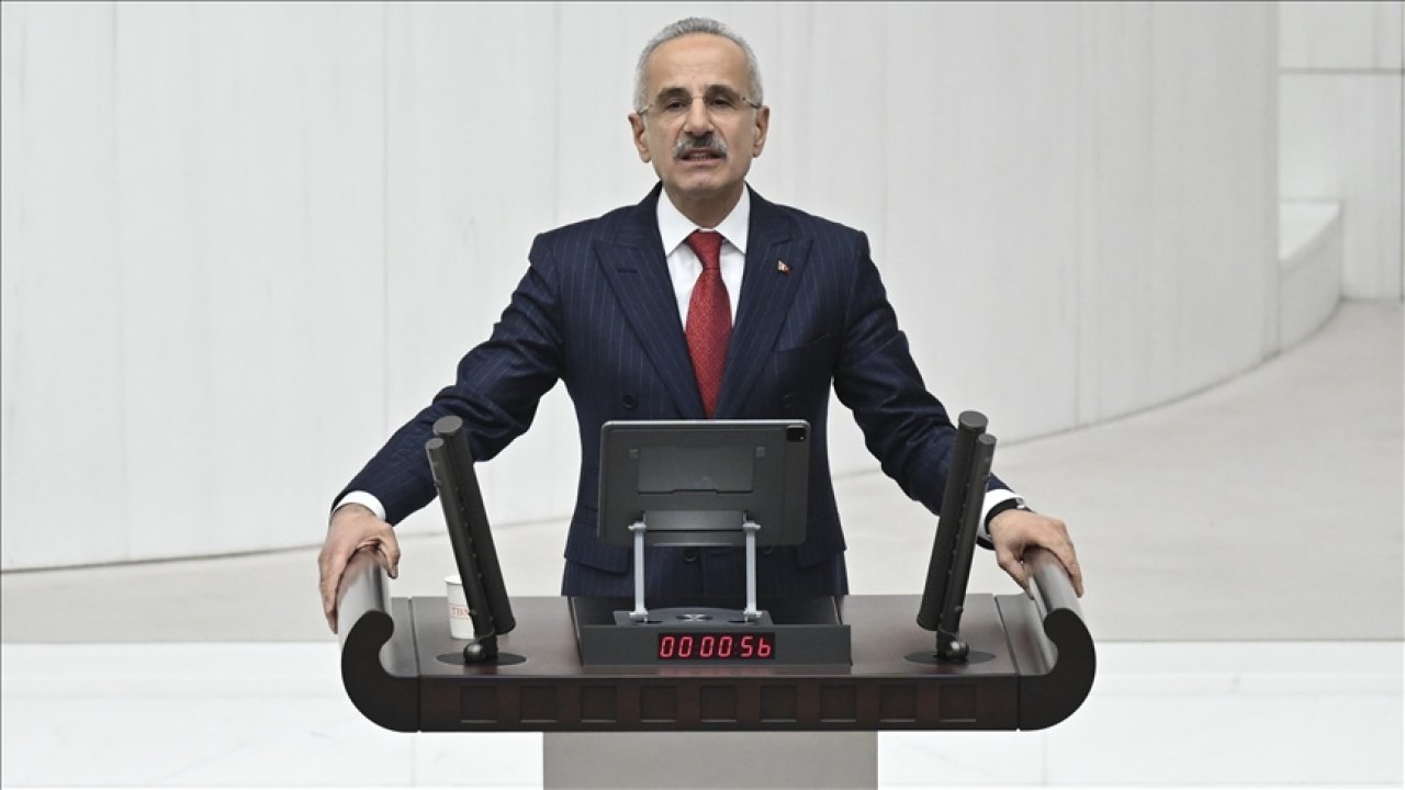 ulastirma-ve-altyapi-bakani-uraloglu-bakanliginin-2024-yili-butcesi-uzerinde-konustu-001.jpg