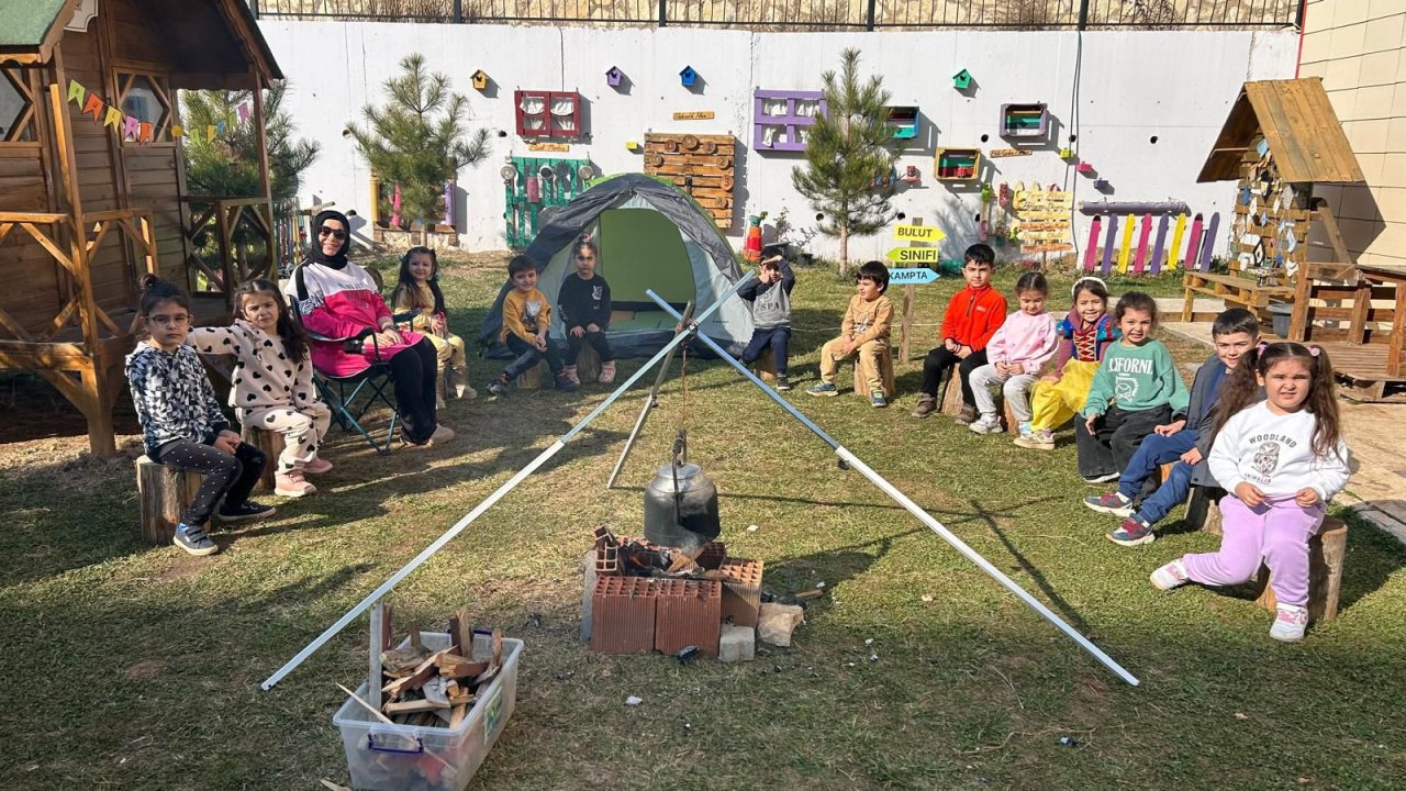 kamu-kulliyesi-anaokulu-acik-hava-sinifinda-kamp-001.jpeg