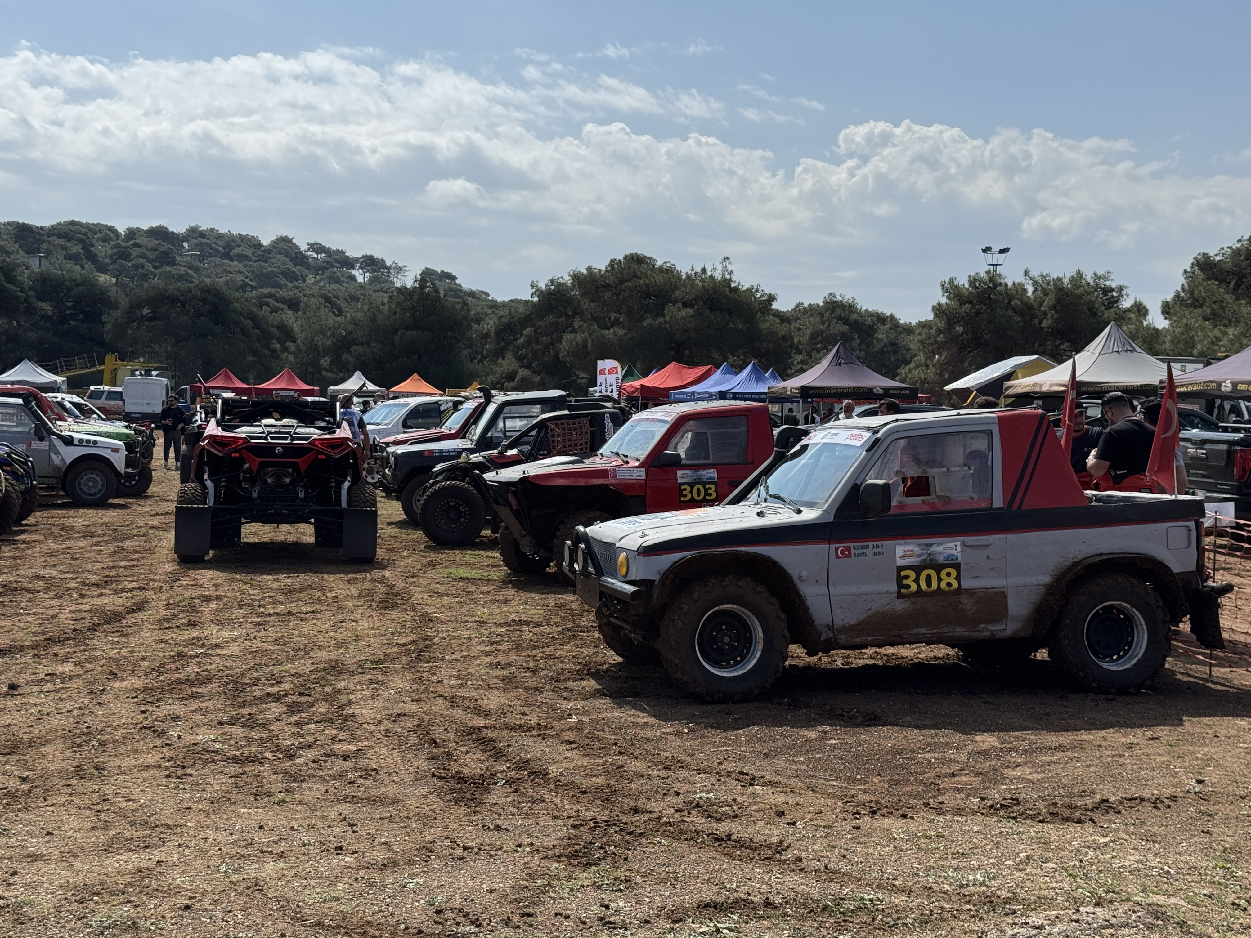 aa-20250426-37756988-37756985-petlas-2025-turkiye-offroad-sampiyonasinin-ilk-ayagi-kahramanmarasta-basladi.jpg