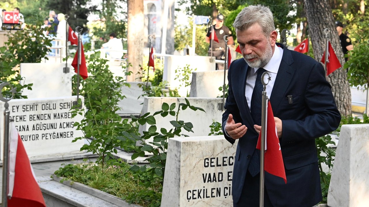 mezarlik-ziyareti-3.jpg