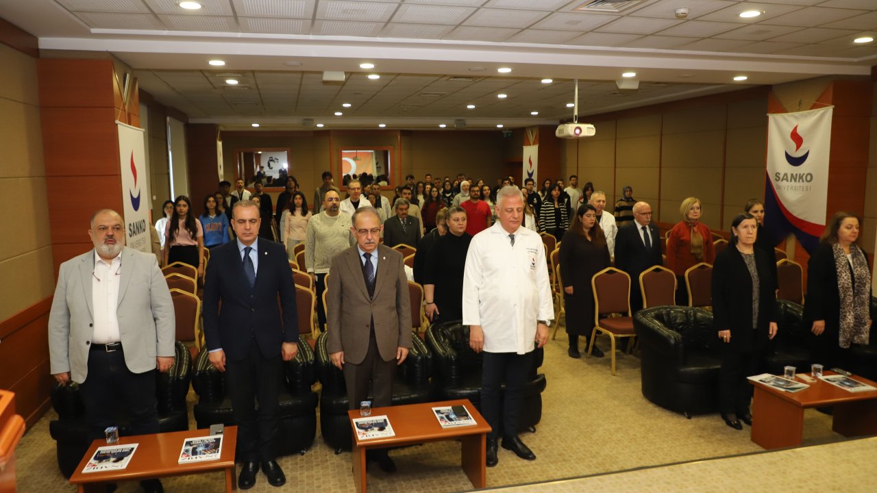 sanko-universitesinde-14-mart-tip-bayrami-programi-duzenlendi-2.jpg