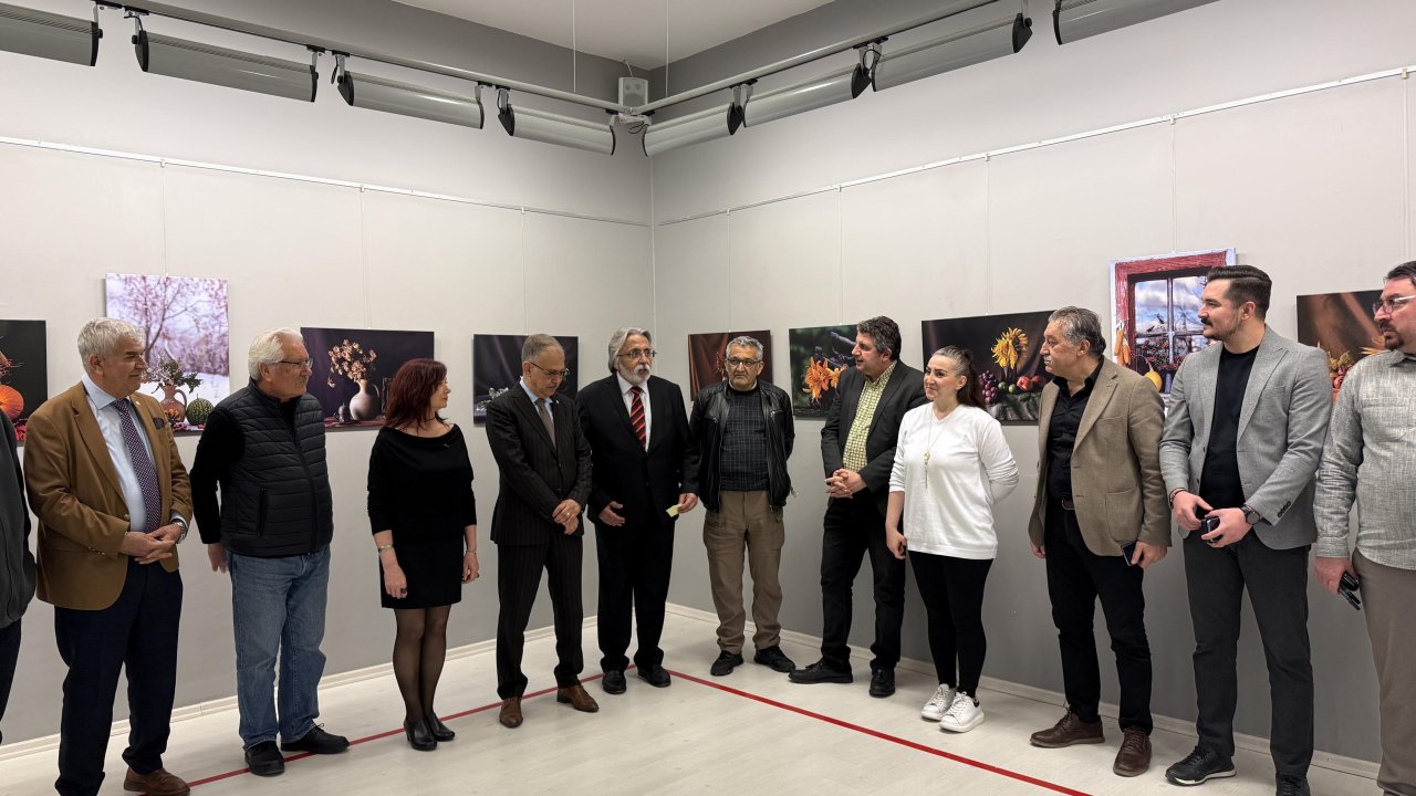 sanko-sanat-galerisinde-resim-ogretmenlerinin-fotograf-sergisi-acildi-1.jpg