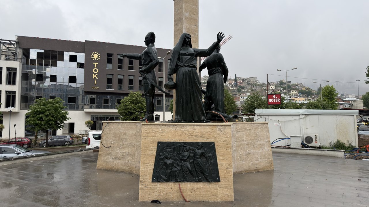 kibris-meydani-3.jpg