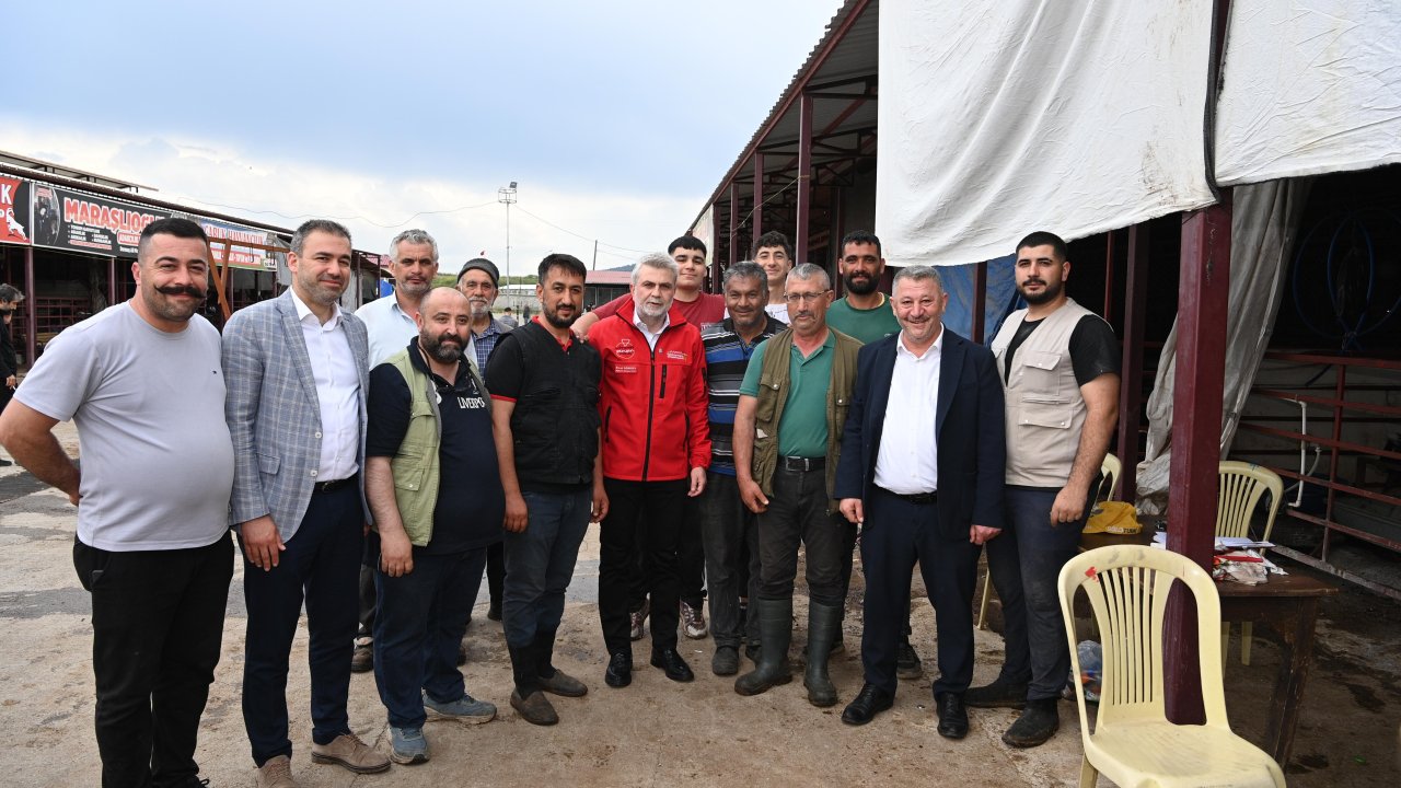 canli-hayvan-borsasi-ziyareti-10.jpeg