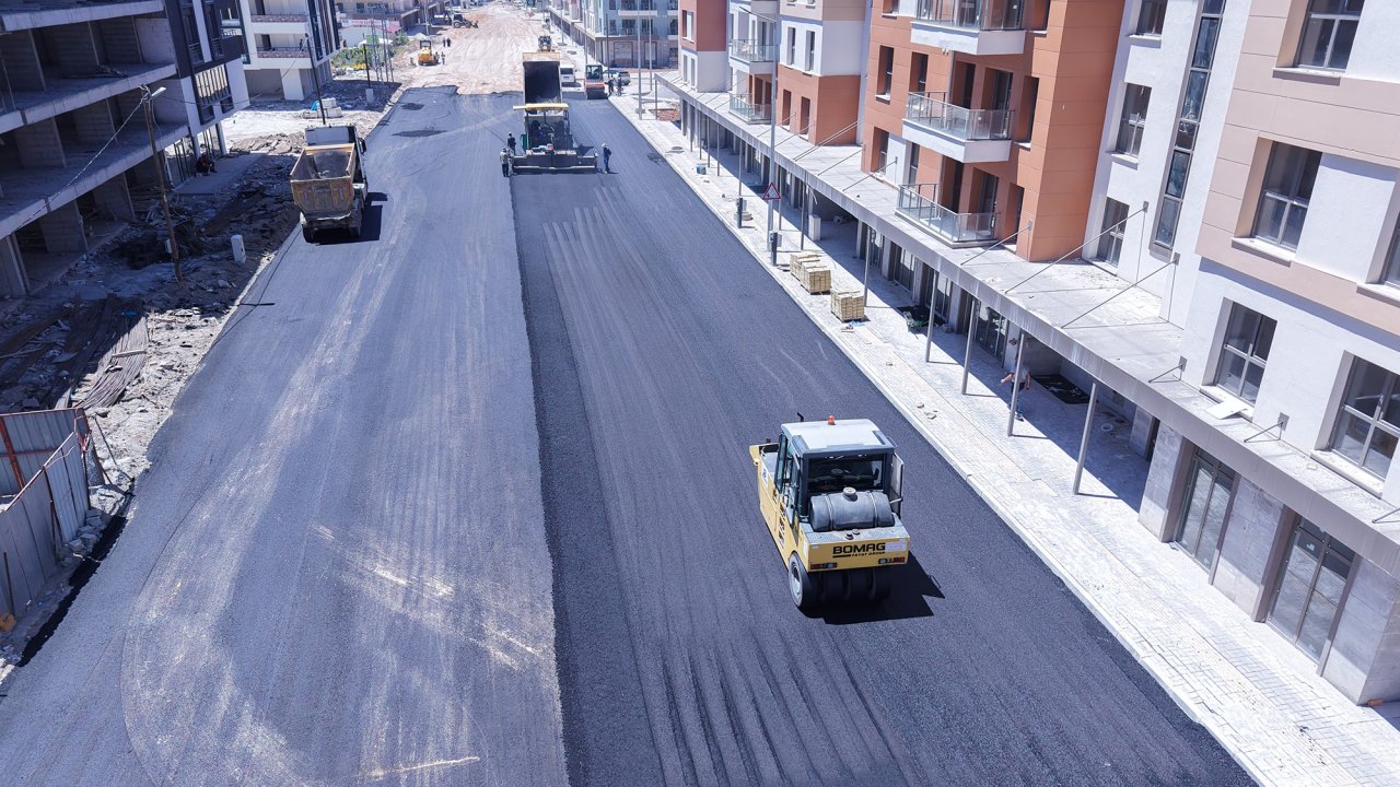 haci-esat-efendi-caddesi-5.jpg