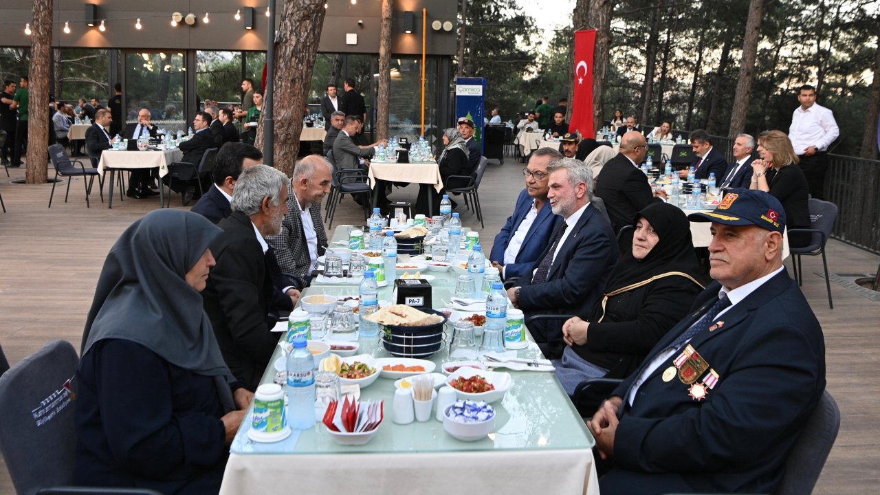 sehit-aileleri-ve-gazilerle-4.jpeg