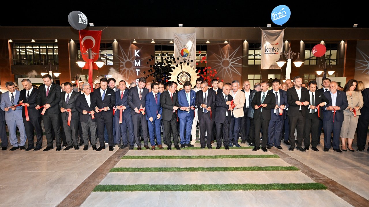 kmtso-yeni-hizmet-binasi-torenle-acildi.jpeg