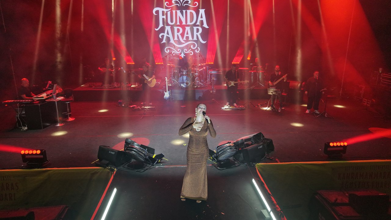 funda-arar-konseri2.jpg