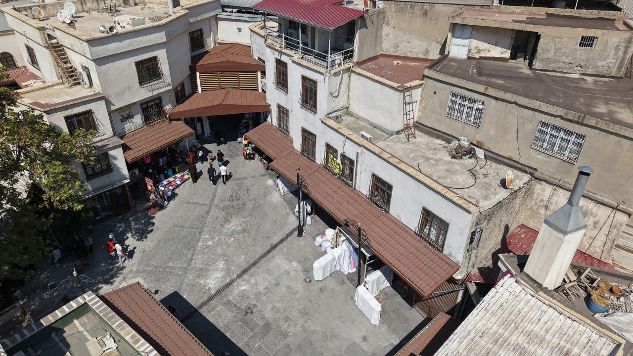 sarachane-meydani-5.jpg