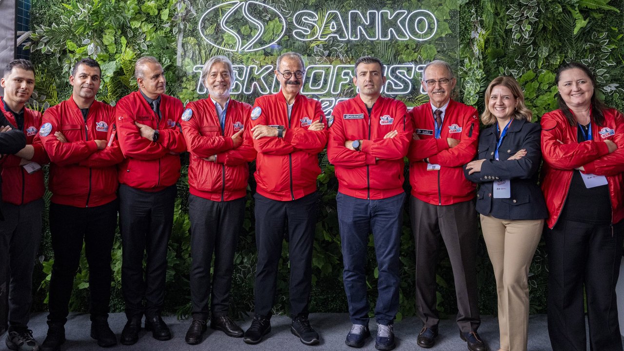 selcuk-bayraktar-ve-haluk-bayraktardan-sankoya-ziyaret-2.jpg
